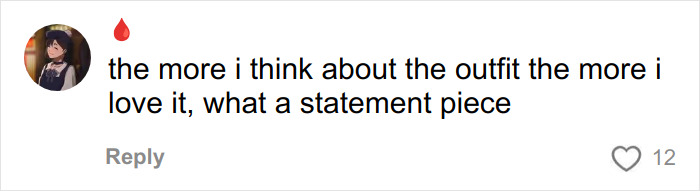 Screenshot of an online comment praising Chappell Roan&rsquo;s Grammys outfit as a bold and statement-making piece.