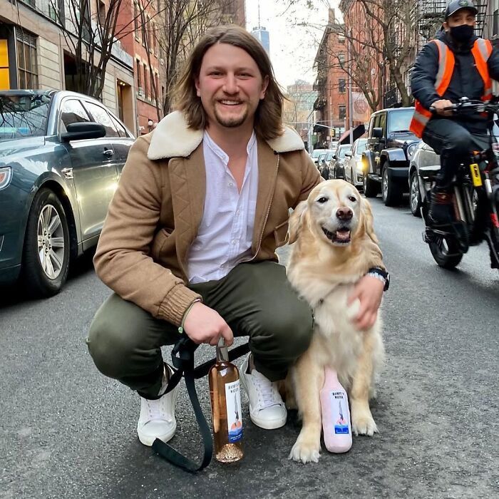 This Instagram Page Shows Heartwarming Photos Of Men And Their Dogs (50 Pics)