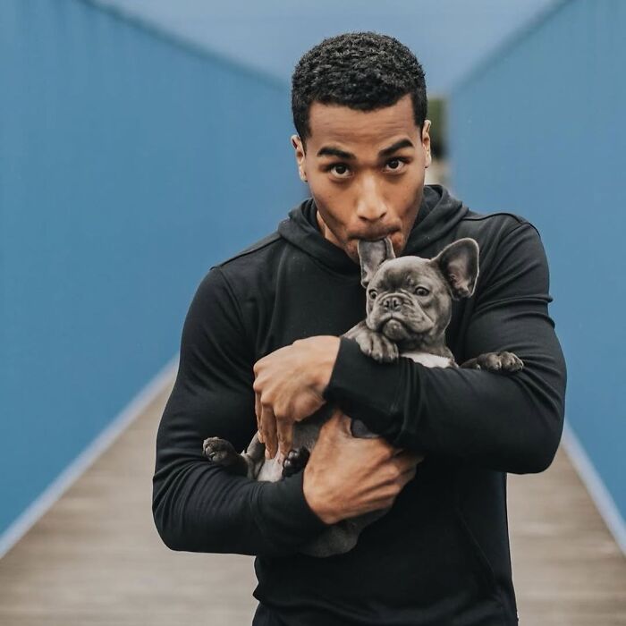 This Instagram Page Shows Heartwarming Photos Of Men And Their Dogs (50 Pics)