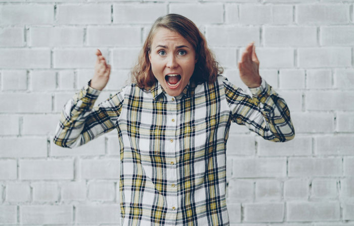 &ldquo;Karma Showed Up&rdquo;: A Karen Lies About A Man Attacking Her, Until The Cops View The Security Footage