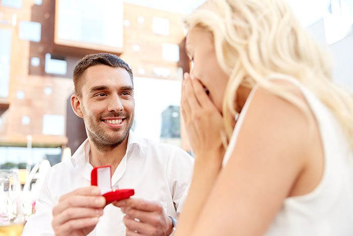 Guy's Planned Proposal Goes Awry When His Ring Ends Up In Another Woman's Dessert