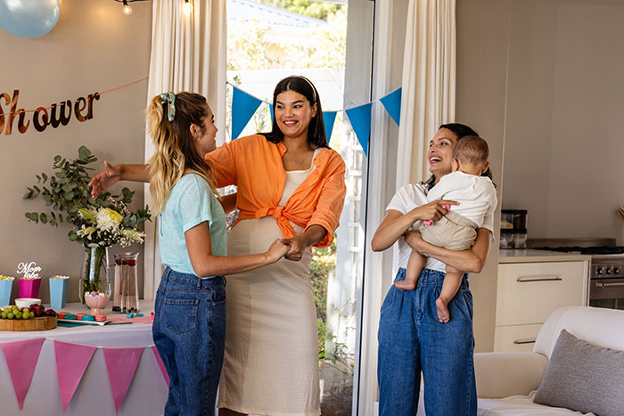 Pregnant Couple Hurt As Friends Take Out Their Infertility Struggles On Them: "I Didn't Deserve It" Pregnant Couple Hurt As Friends Take Out Their Infertility Struggles On Them: "I Didn't Deserve It"