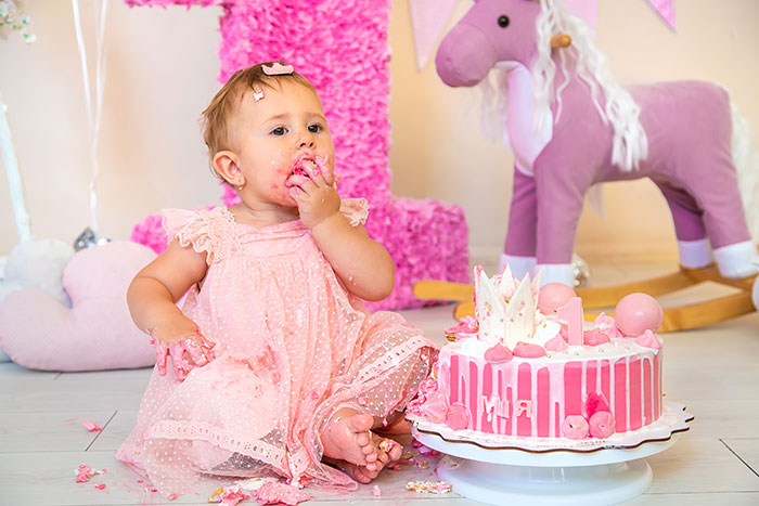 In-Laws Ignore 1YO’s B-Day Timeline And Arrive Late, Mom Refuses To Invite Them Anywhere Again In-Laws Ignore 1YO’s B-Day Timeline And Arrive Late, Mom Refuses To Invite Them Anywhere Again