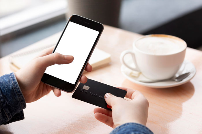 GF Keeps "Accidentally" Using Joint Account Money For Personal Expenses, Angry When BF Cuts Funds