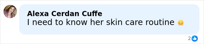 Comment by Alexa Cerdan Cuffe expressing interest in Taylor Swift’s makeup-free skin care routine with a thoughtful emoji.