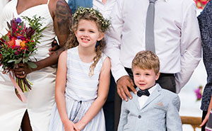 Lady Finds Out That Her Sis’ Child-Free Wedding Rule Doesn’t Apply To Everyone, Refuses To Attend