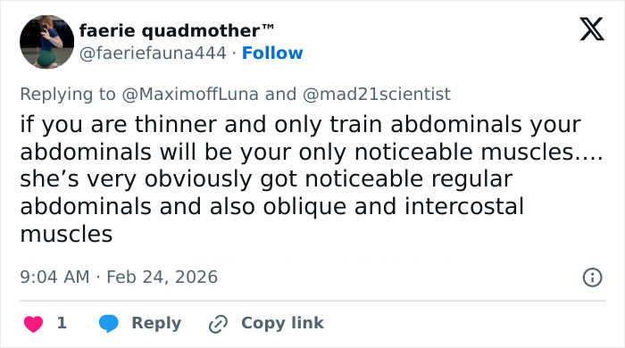 Tweet discussing visible abdominal and intercostal muscles related to Sadie Sink’s BAFTA look sparking divided reactions online.