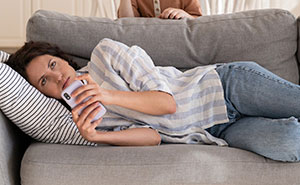 Woman Reports Sis And Takes In Her Kids After Recognizing Red Flag In Her Parenting