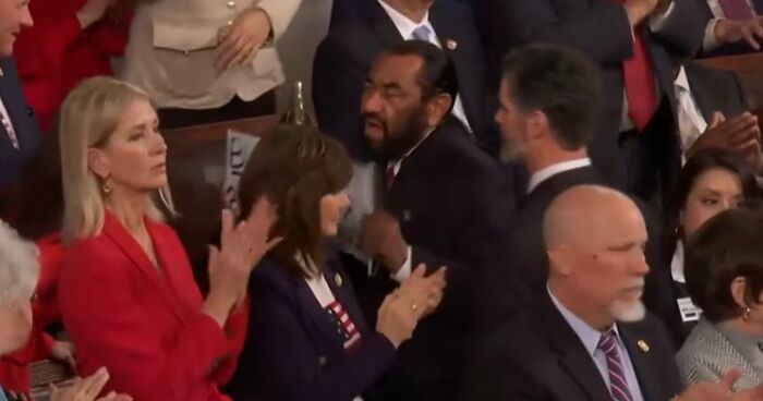 These 33 Men Were Once The Most Popular In High School; Here’s Where They Are Today