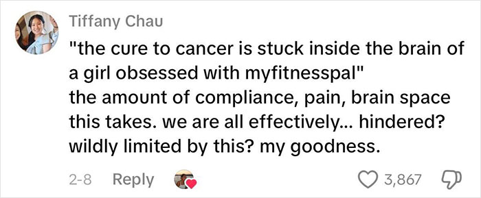 Comment by woman explaining why beauty standards don't work, highlighting pain and limitations caused by societal pressures. Comment by woman explaining why beauty standards don't work, highlighting pain and limitations caused by societal pressures.
