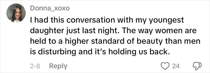 Woman explaining how beauty standards harm women and hold them back in a social media comment. Woman explaining how beauty standards harm women and hold them back in a social media comment.