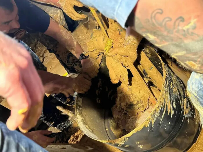 Rescue team pulling a Florida man trapped in deep mud after vanishing on Valentine&rsquo;s Day following a bad breakup.