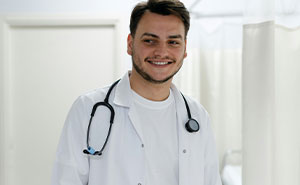 “Are You Sure You’ve Never Given Birth?”: 66 Times Doctors Confused, Offended And Scared Their Patients