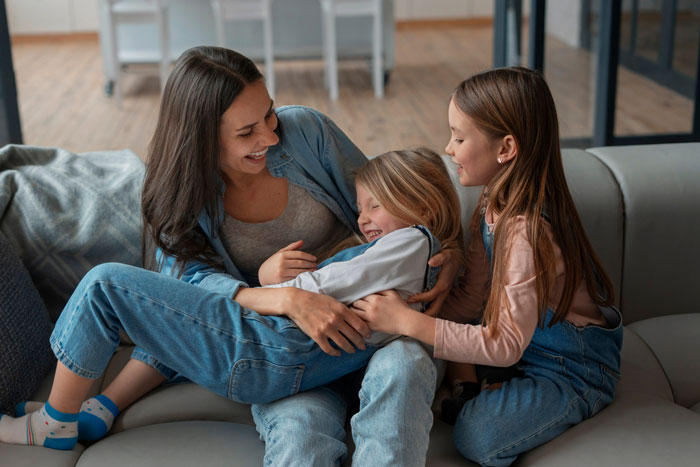 SAHM Dreams Of A Packed House And More Babies, Husband Pumps The Brakes On 50/50 Childcare