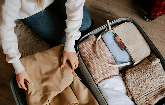 Mother Walks Out On Family, Comes Back Two Years Later Like Nothing Happened: "Hey Guys, What Did I Miss?"