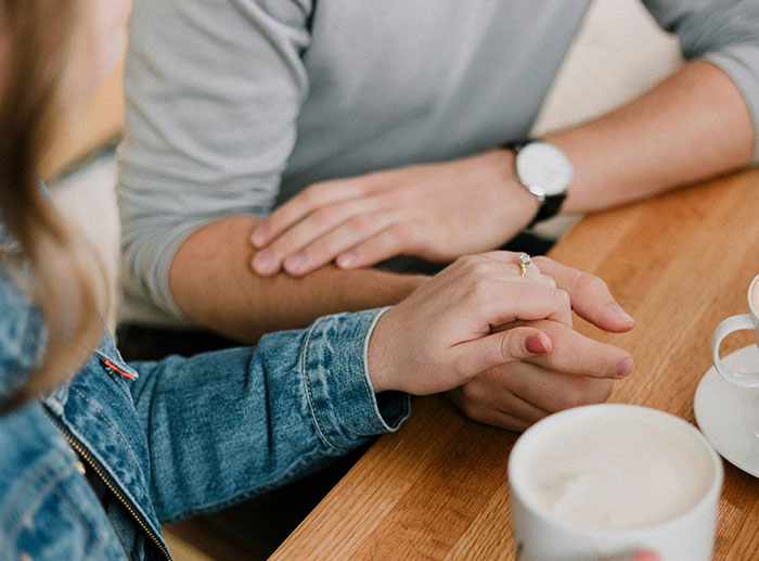 Guy Finds Out His Dream Girl Went On A Date With Him Out Of Pity: "Let Him Down Easy"