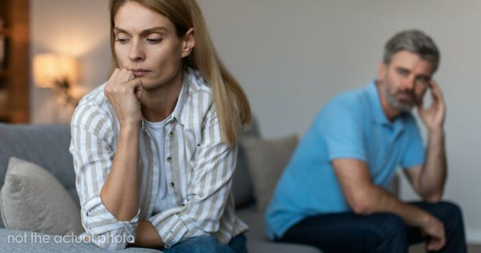 Woman Panics After Partner Who Makes 5x Her Salary Leaves Her Son Without A Ski Pass