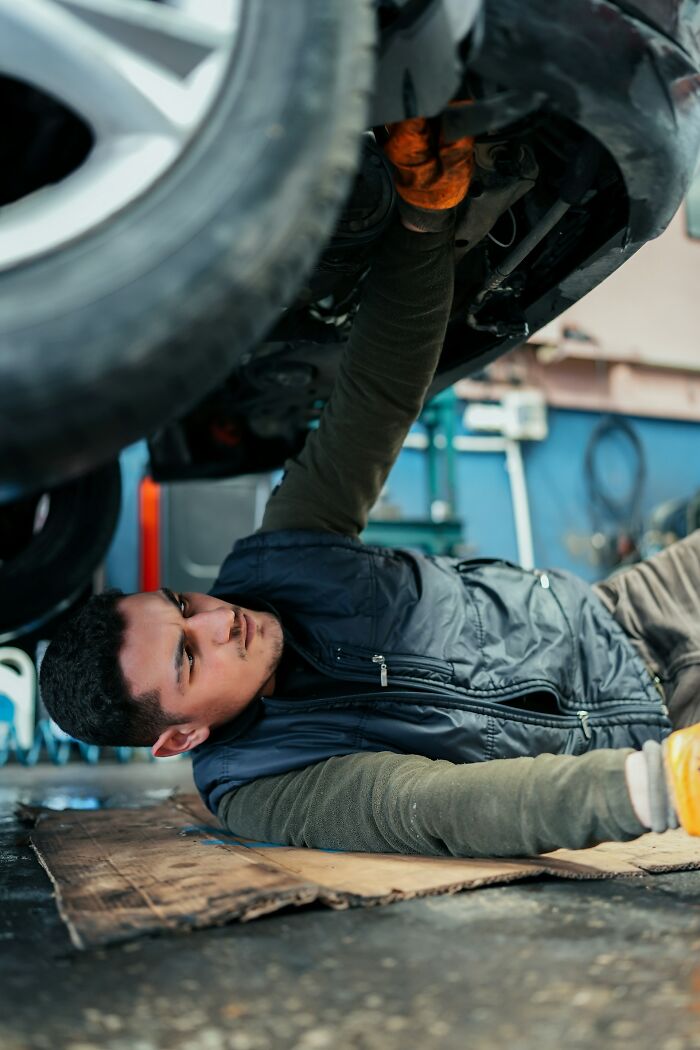 48 Things That Almost Everyone Does That Are Really Dangerous