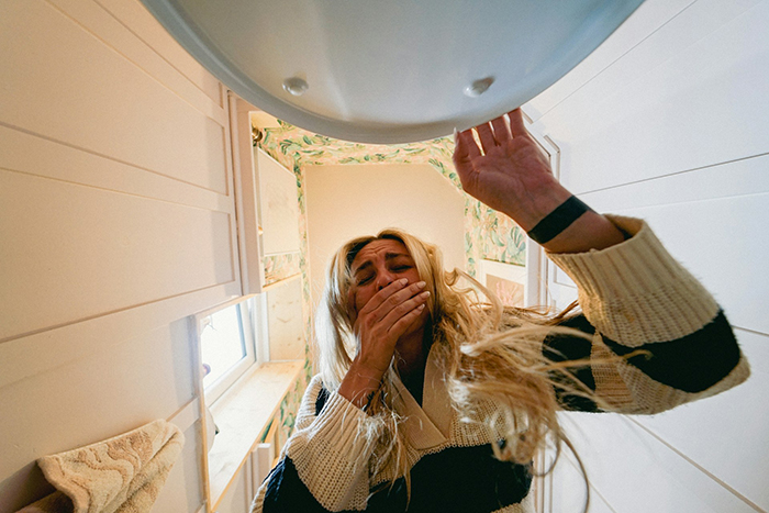 Woman&rsquo;s Dream Of Happily Ever After Blows Up The Moment She Sees Her 35YO Boyfriend&rsquo;s Place