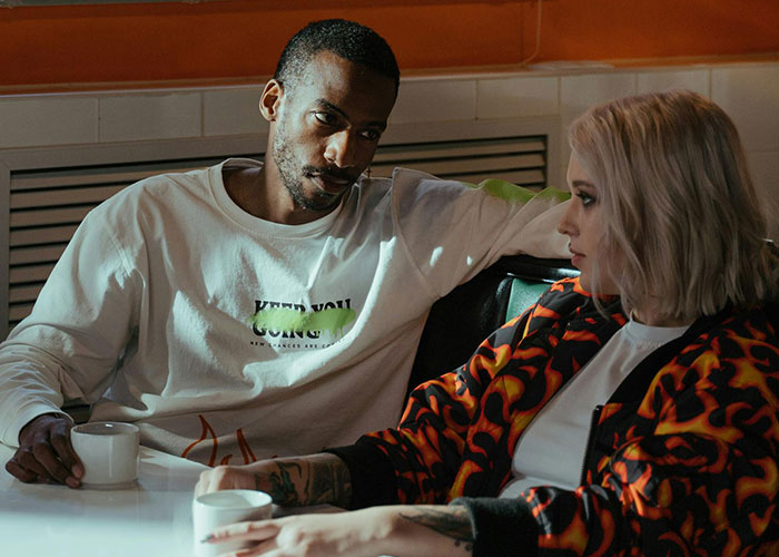 Vegan Woman Chooses Lifestyle Over Boyfriend And Kids, Refuses To Live With Him If He Eats Meat