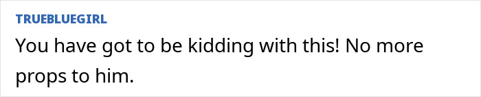 Emilie, Jeff Goldblum&rsquo;s wife, stuns in a bold pantsless look at the Oscars afterparty, turning heads effortlessly.