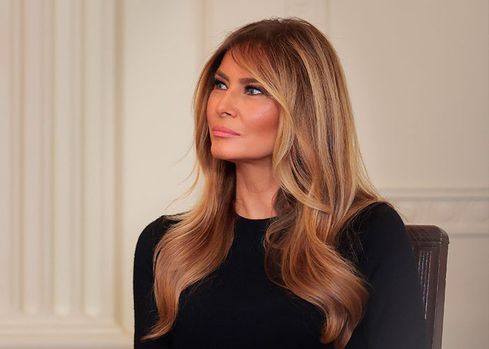 Melania Trump fala sobre vazamento de fotos de Barron e promete consequências