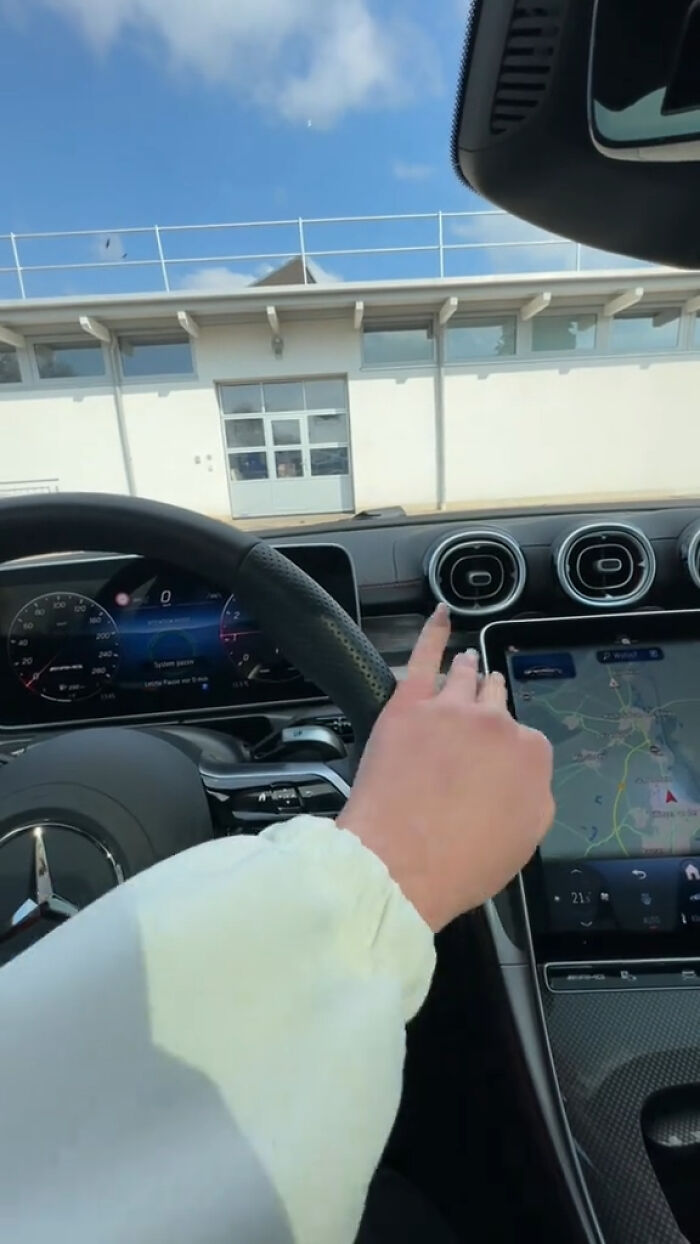 37 Times People Had The Satisfying Opportunity To Make A Jerk’s Day Worse