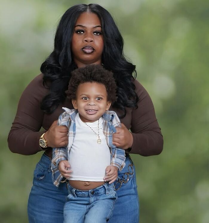 This Mom’s Deadpan Photoshoot With Her Son Is Going Viral, And The Contrast Is Pure Comedy Gold (39 Pics)-Interview