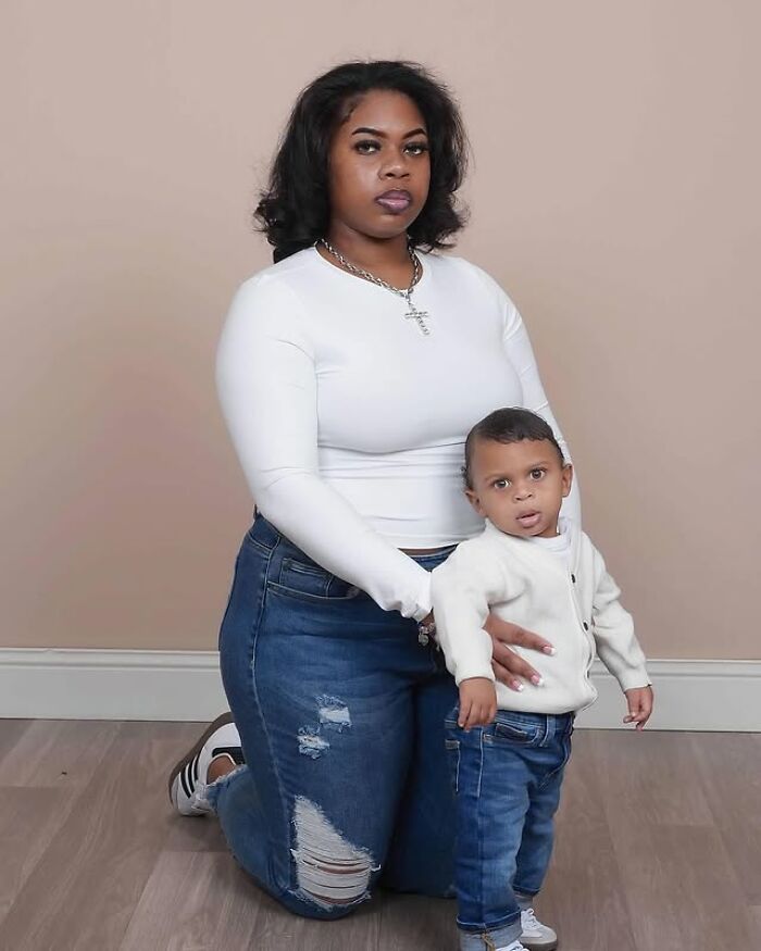 This Mom’s Deadpan Photoshoot With Her Son Is Going Viral, And The Contrast Is Pure Comedy Gold (39 Pics)-Interview