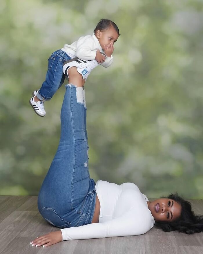 This Mom’s Deadpan Photoshoot With Her Son Is Going Viral, And The Contrast Is Pure Comedy Gold (39 Pics)-Interview