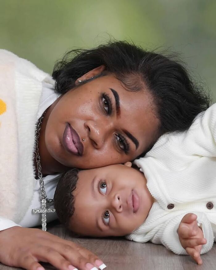 This Mom’s Deadpan Photoshoot With Her Son Is Going Viral, And The Contrast Is Pure Comedy Gold (39 Pics)-Interview