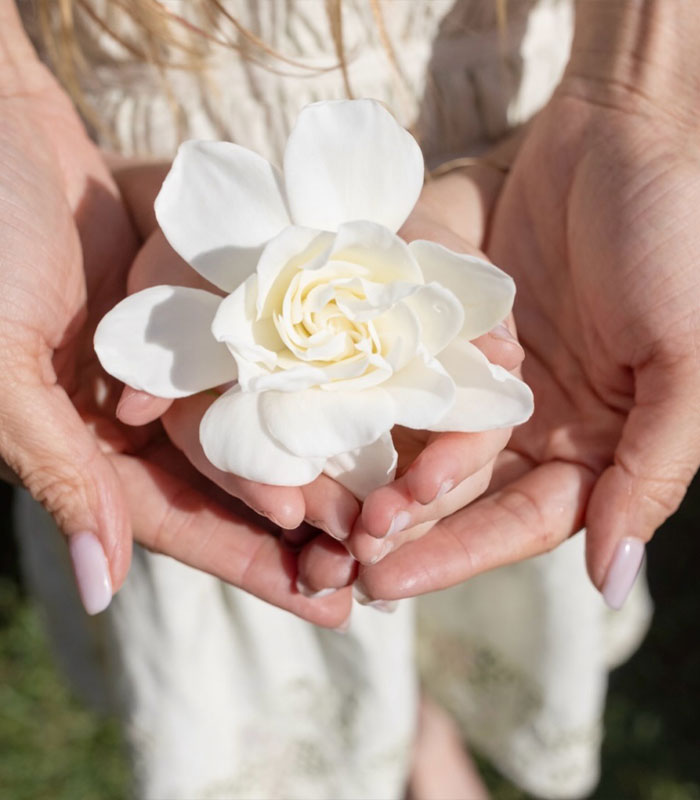 Os filhos de Meghan Markle travam seu novo vídeo, mas as pessoas descobrem detalhes estranhos que podem provar que é tudo "Encenado"