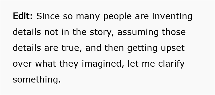 Texto explicando uma mulher usando sua inteligência e sete motocicletas para ensinar uma lição a um vizinho chato sobre estacionamento justo. Texto explicando uma mulher usando sua inteligência e sete motocicletas para ensinar uma lição a um vizinho chato sobre estacionamento justo.