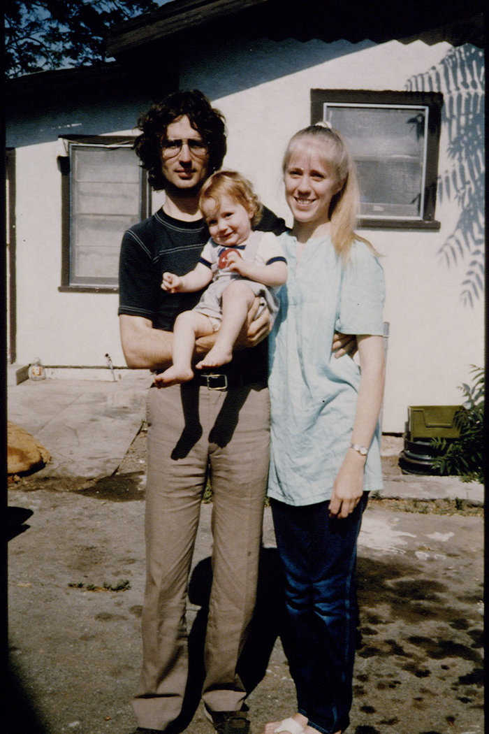 Young family of David Koresh outside their home, representing influential famous leaders who changed history and their early personal lives.