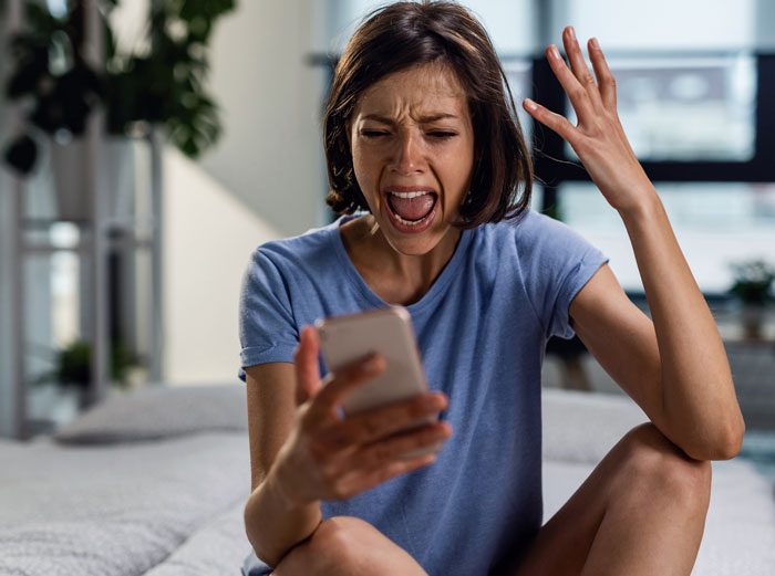 “I Told Her I Had A Tumour”: People Who Lost A Friend Shared What Happened