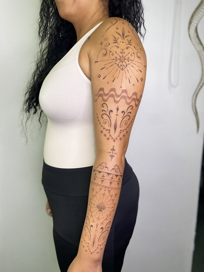 Feminine Dotwork Sleeve