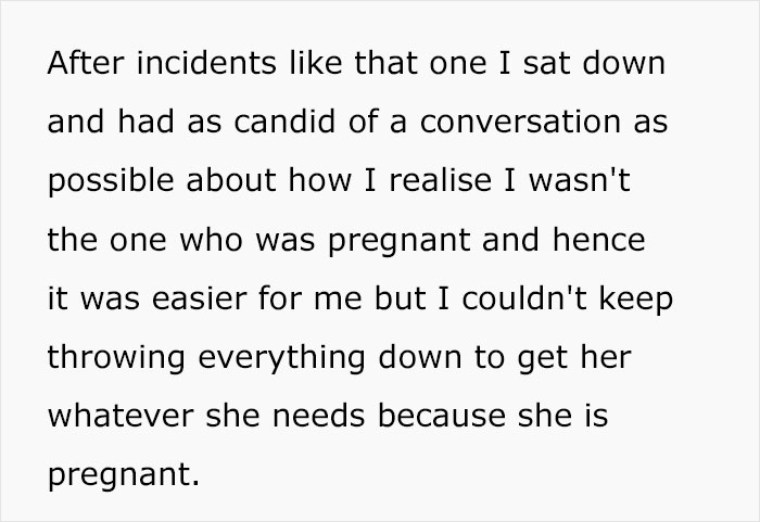 Trecho de texto mostrando a reflexão sincera de um marido sobre o comentário ofensivo de sua esposa grávida e sua resposta emocional. Trecho de texto mostrando a reflexão sincera de um marido sobre o comentário ofensivo de sua esposa grávida e sua resposta emocional.