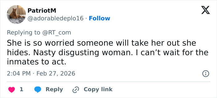 Screenshot of a social media comment discussing Ghislaine Maxwell&rsquo;s prison feuds and inmate tensions.