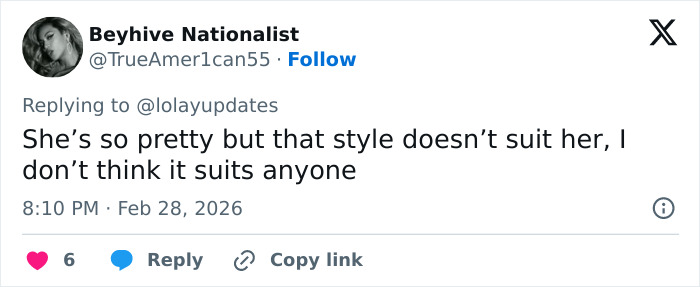 Tweet criticizing Lola Young's outfit resembling an oil container at the Brit Awards 2026 red carpet event. Tweet criticizing Lola Young's outfit resembling an oil container at the Brit Awards 2026 red carpet event.