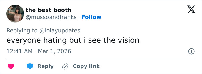 Tweet praising Lola Young's oil container-inspired outfit on the Brit Awards 2026 red carpet with fan reactions. Tweet praising Lola Young's oil container-inspired outfit on the Brit Awards 2026 red carpet with fan reactions.