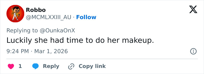 Screenshot of a tweet mocking influencers showing entitlement by filming themselves amid Iran's Dubai strikes.