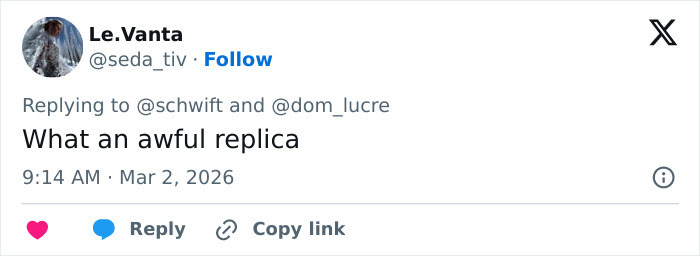 "Jim Carrey's And Amy's Clones": Singer Is Going Viral For Eerie Resemblance To Amy Winehouse "Jim Carrey's And Amy's Clones": Singer Is Going Viral For Eerie Resemblance To Amy Winehouse