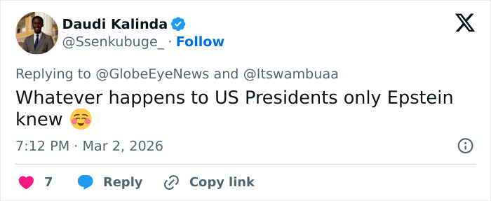 Tweet by Daudi Kalinda commenting on US Presidents, relating to doctors weighing in on Trump&rsquo;s neck rash and White House claims.