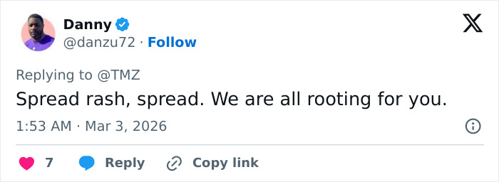 Screenshot of a tweet about a neck rash, mentioning spread and support, related to doctors weighing in on Trump&rsquo;s neck rash.