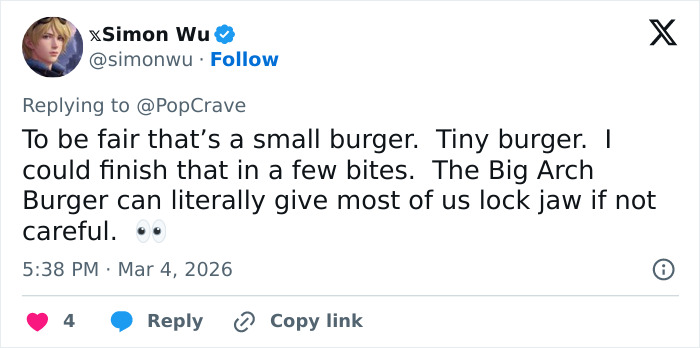 Screenshot of a tweet discussing the burger size debate in the ongoing burger battle involving Wendy's and McDonald's.