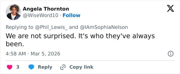 Angela Thornton replying to a tweet, commenting on the Turning Point USA college president controversy online.