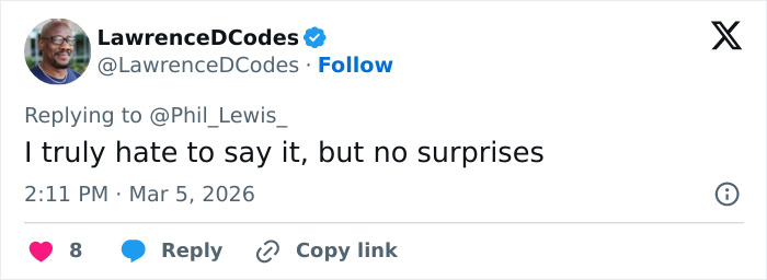 Screenshot of a tweet commenting on disturbing texts from Turning Point USA college president amid resignation controversy.