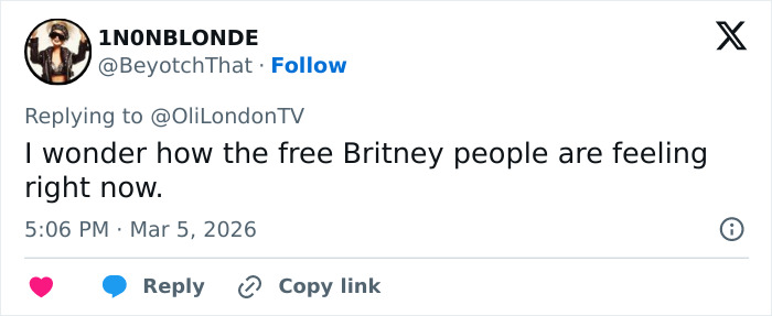 Tweet from user 1N0NBL0NDE questioning how free Britney fans are feeling amid jaw-dropping 911 call records from Britney Spears&rsquo; mansion.
