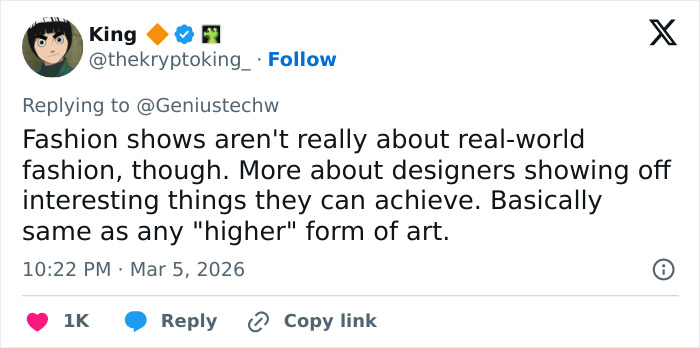 Tweet discussing Paris Fashion Week outfits resembling designs inspired by The Hunger Games, highlighting artistic fashion expression.