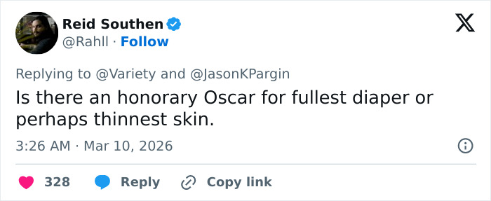 Tweet from Reid Southen responding to Quentin Tarantino, sparking debate among fans about Tarantino&rsquo;s scathing response.